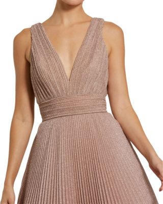 Women's Shimmering Georgette Pleated Sleeveless Gown