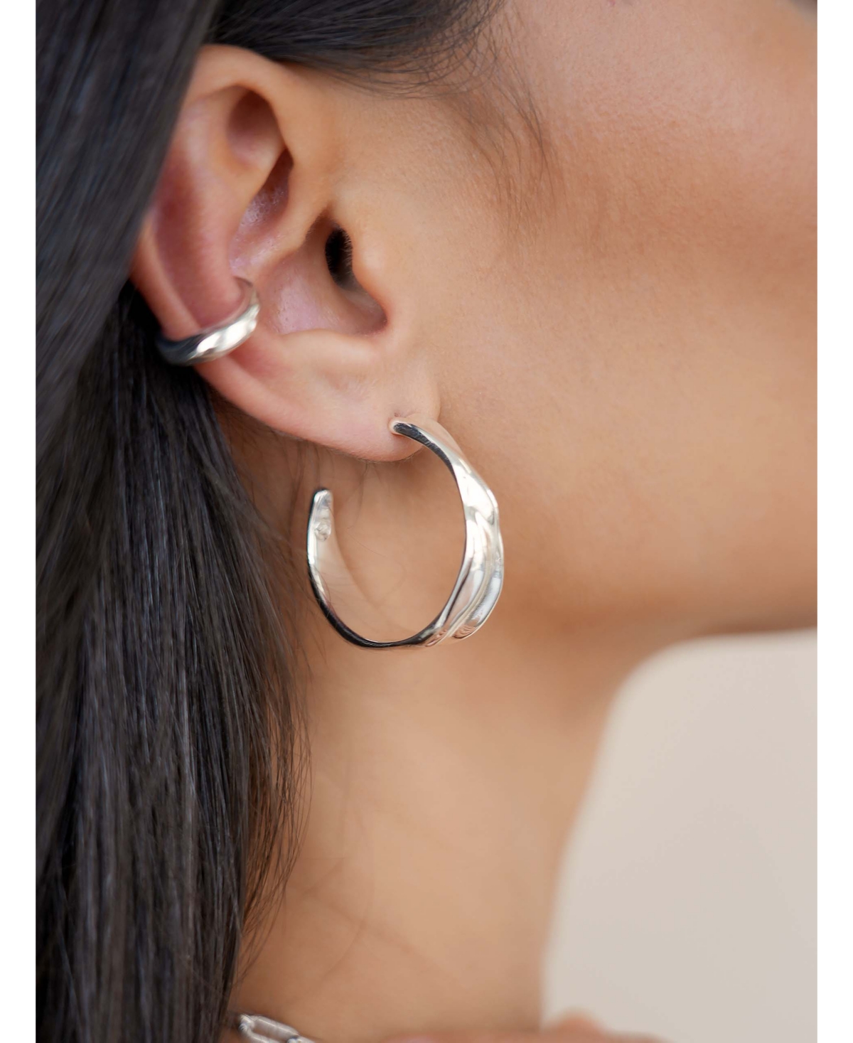Ettika Liquid Luxe Hoop Earrings In Silver