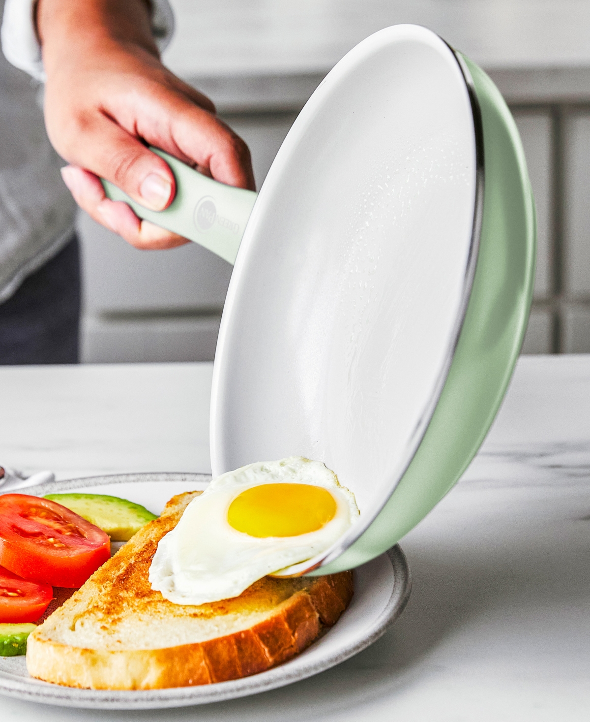 Greenpan Dover Ceramic Nonstick 2-piece Frypan Set In Pastel Green