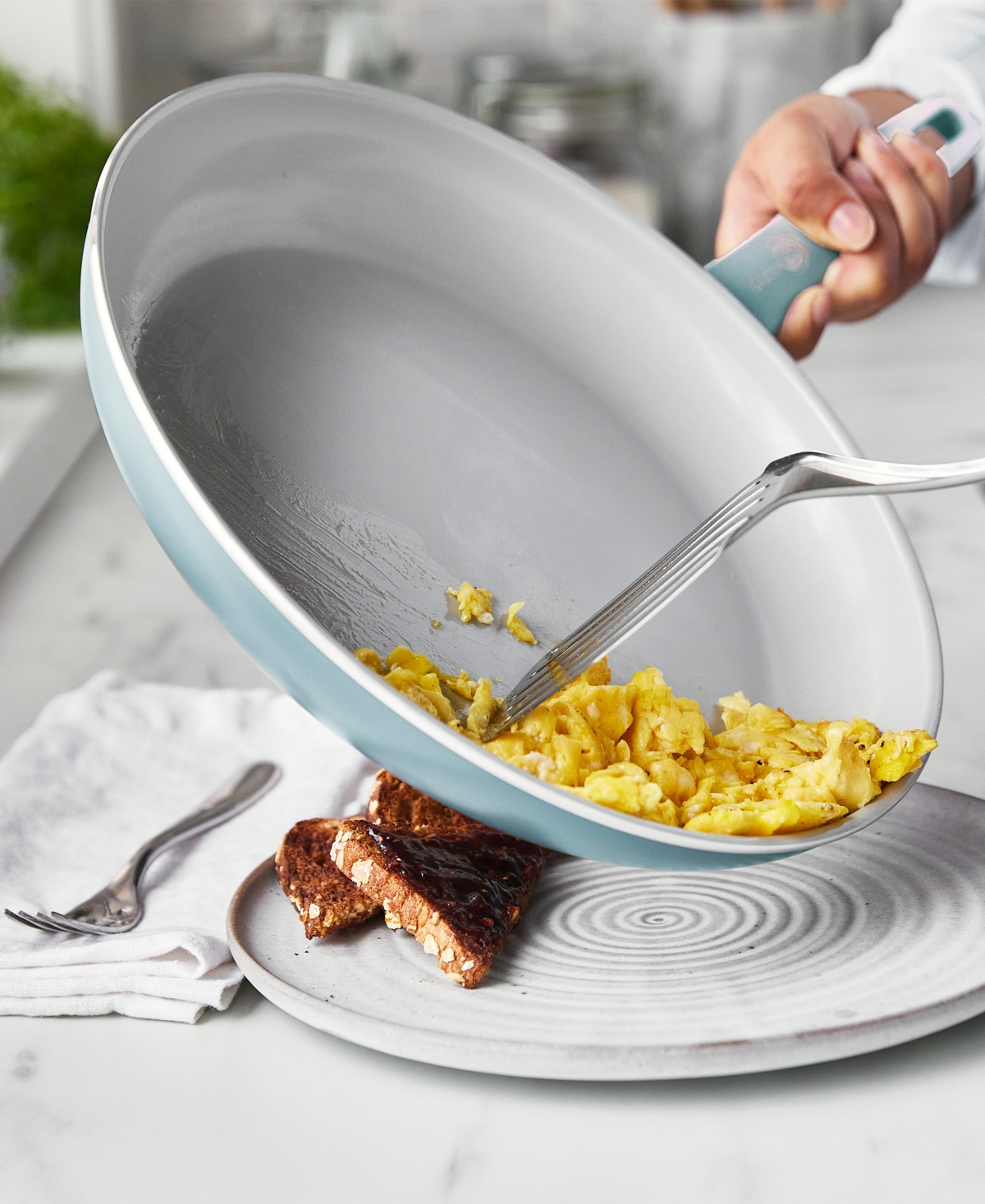 Greenpan Dover Ceramic Nonstick 12" Frypan In Blue Haze