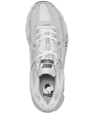 Men's Zoom Vomero 5 Casual Sneakers from Finish Line