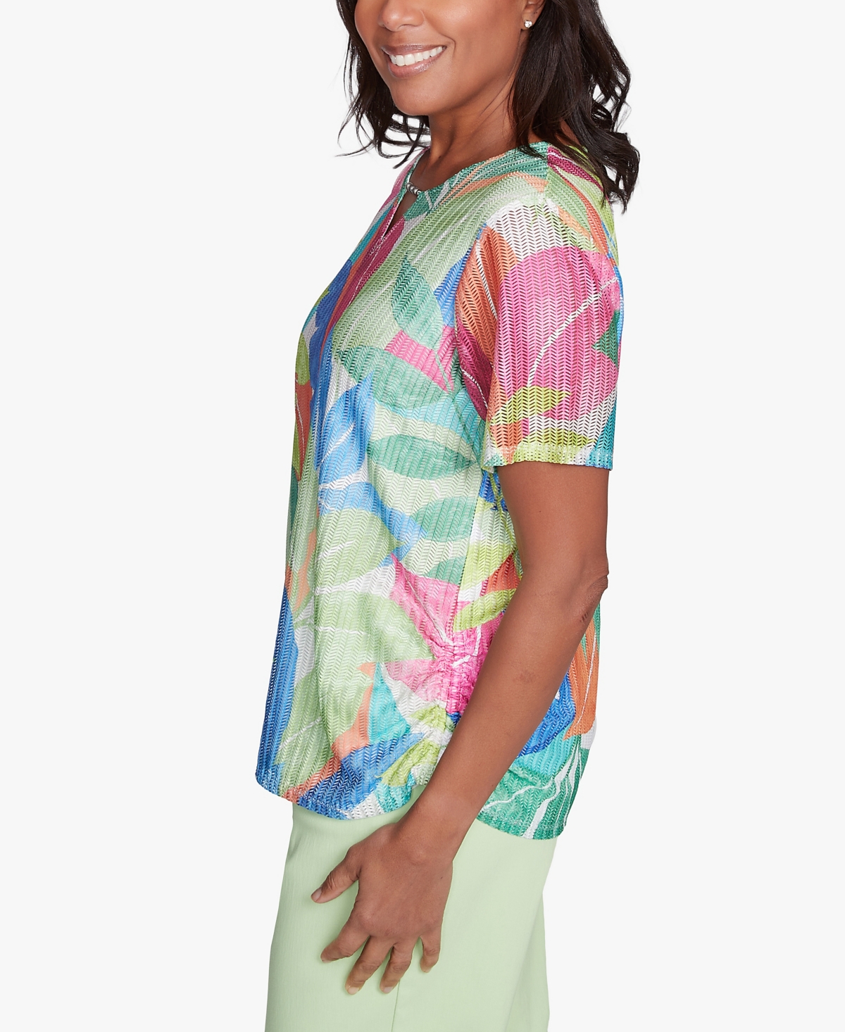Alfred Dunner Petite Parrot Cay Textured Tropical Beaded Neck Top In Multi Green