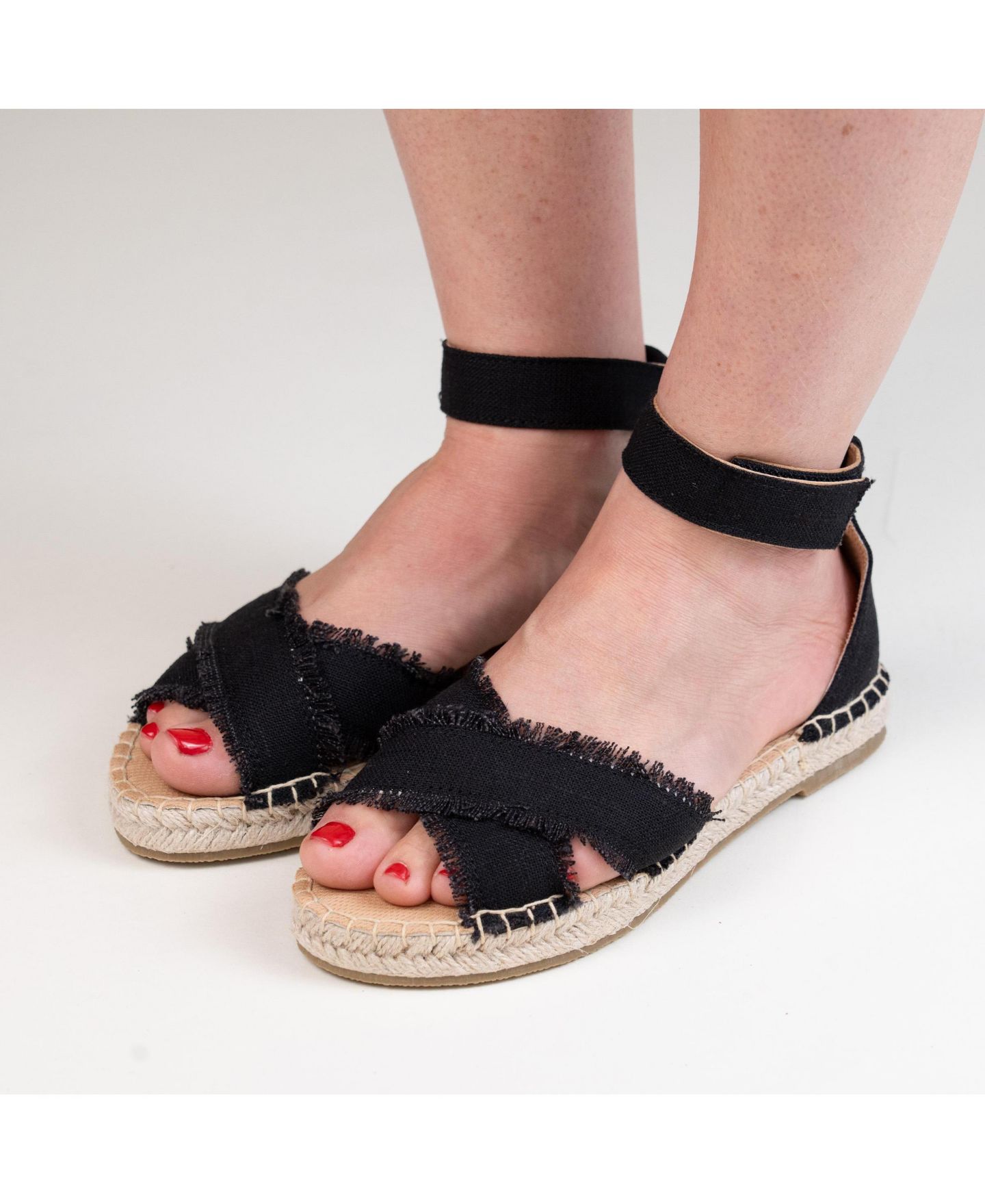Женские сандалии Minnetonka Pemma Ankle Strap Espadrille, цвет: Чёрный льняной — фото 6