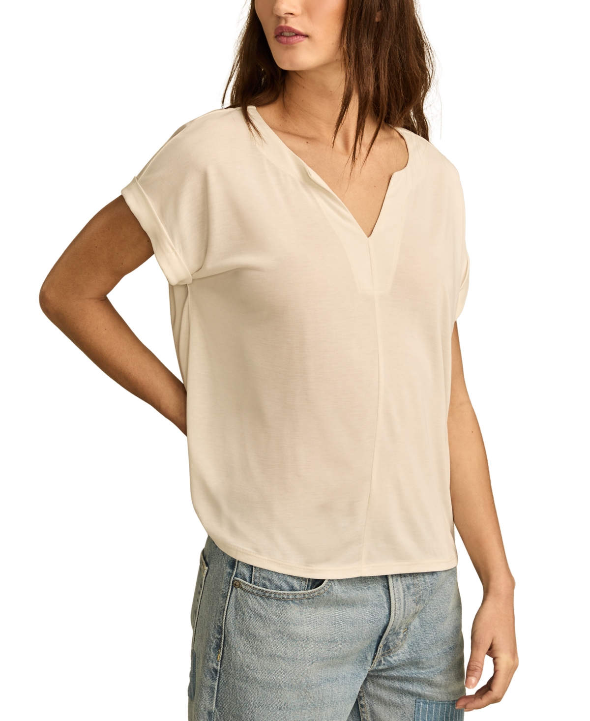 LUCKY BRAND WOMEN'S SANDWASH NOTCH-NECK T-SHIRT 