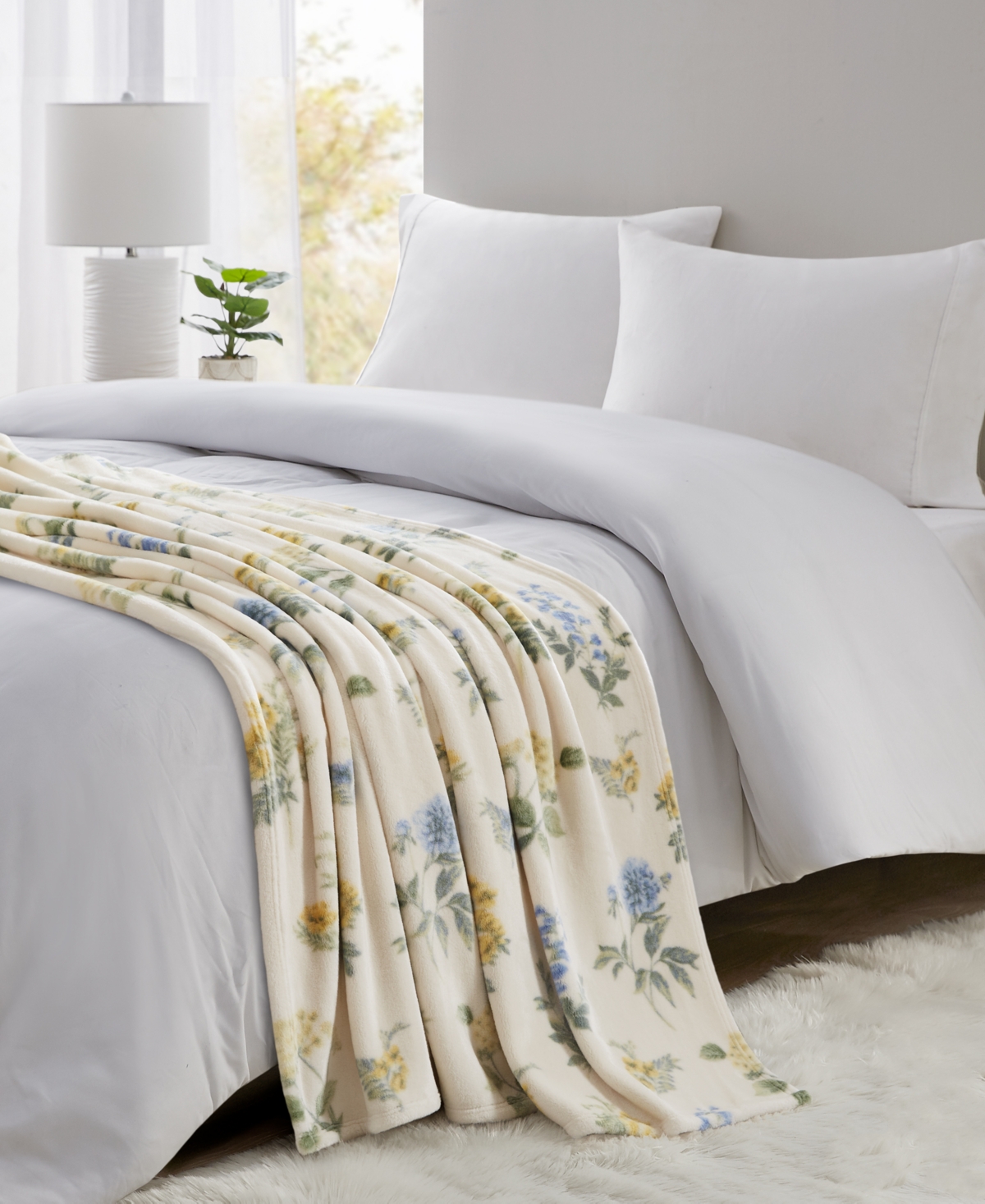 Premier Comfort Cozy Plush Printed Throw, 50" X 70", Exclusively At Macy's In Yellow Floral