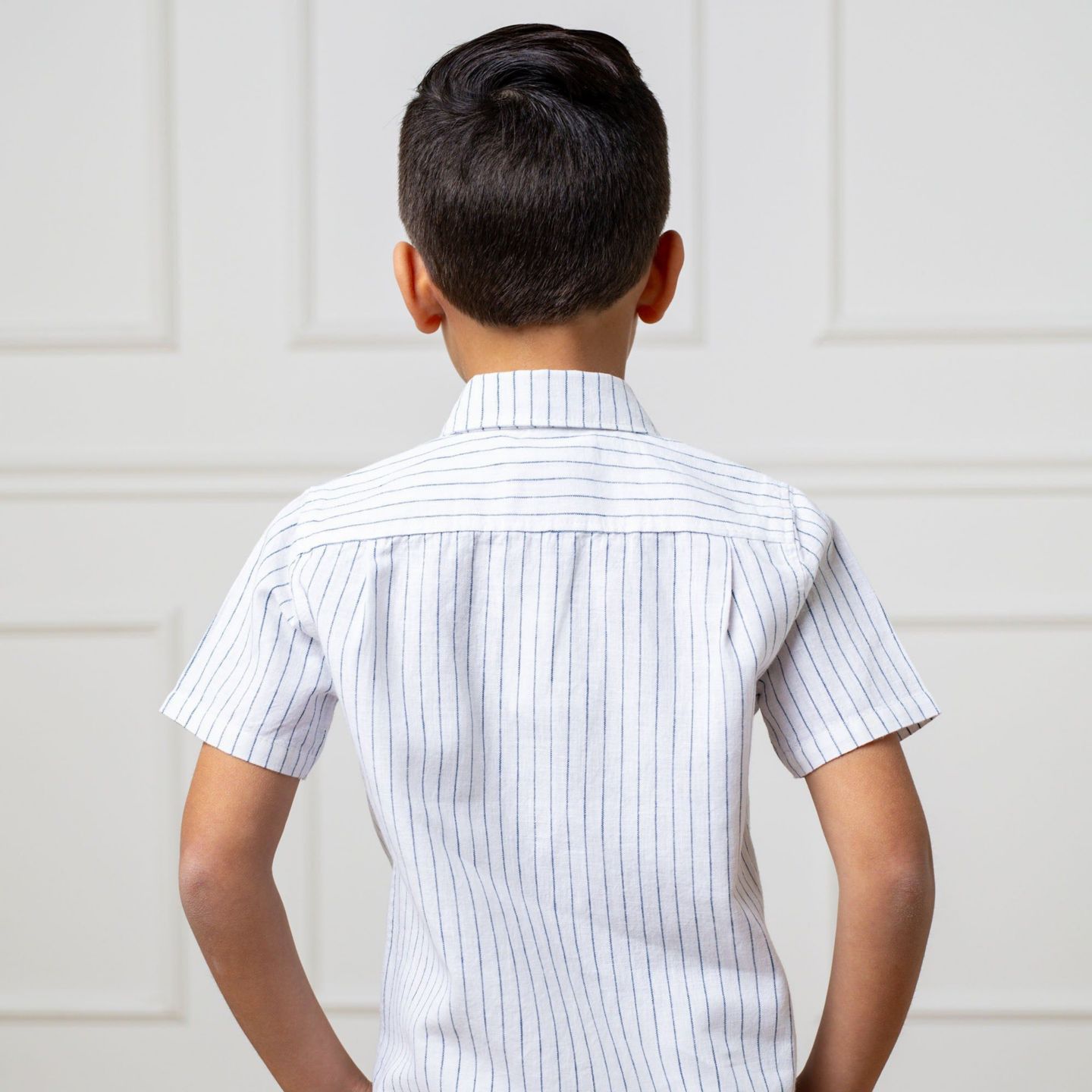 Рубашка Hope & Henry Linen Short Sleeve Button Down Shirt для мальчиков, цвет: Белый — фото 6