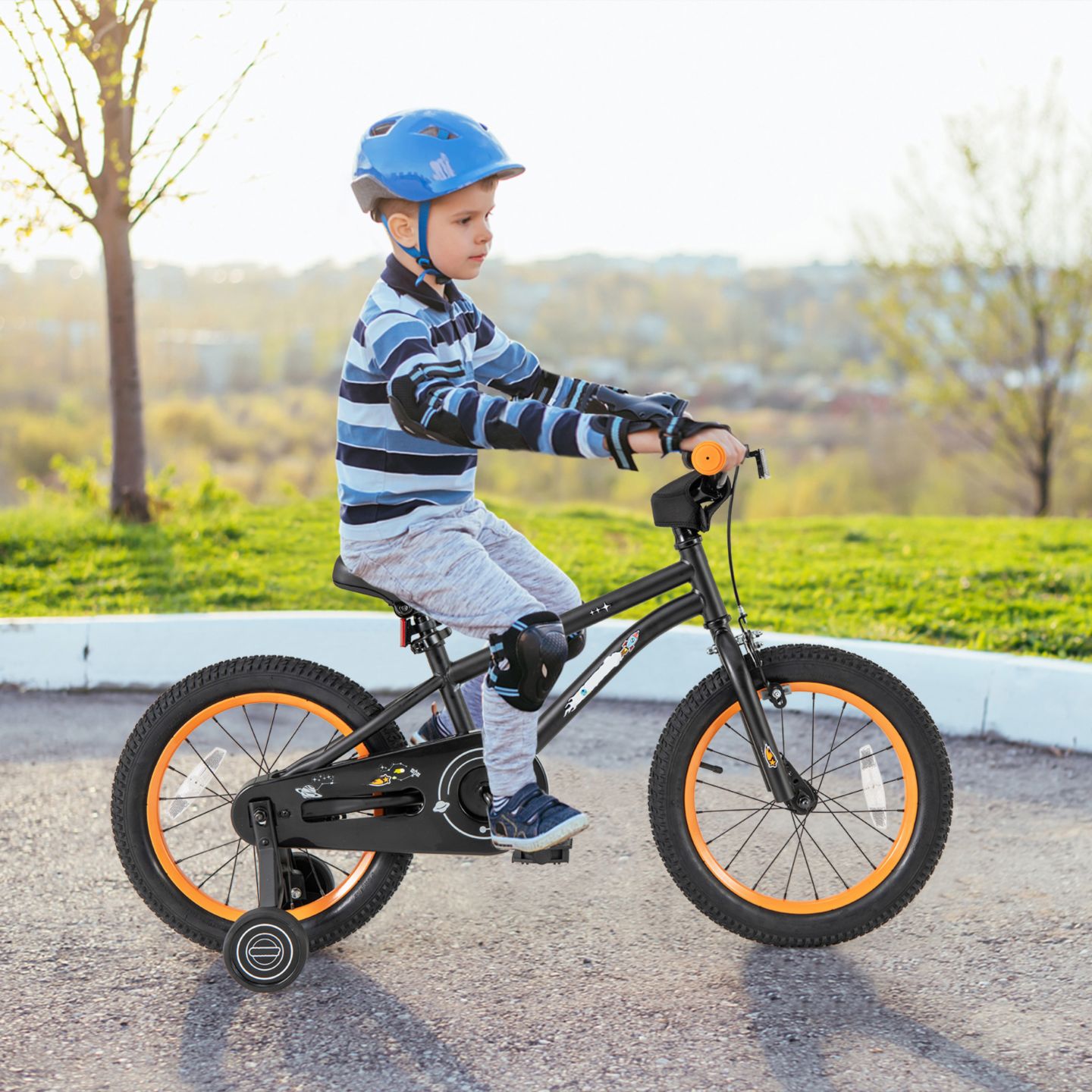 Детская игрушка Slickblue Training-Wheel Adjustable-Seat Bicycle, 4–7 лет, цвет: Чёрный — фото 7