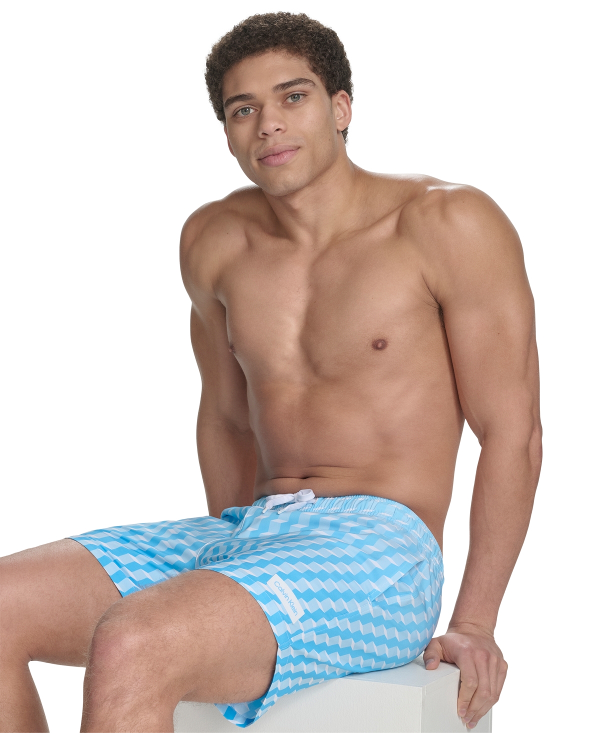 CALVIN KLEIN MEN'S CORE EURO REGULAR-FIT QUICK-DRY 5" SWIM TRUNKS WITH COMPRESSION SHORT LINER 