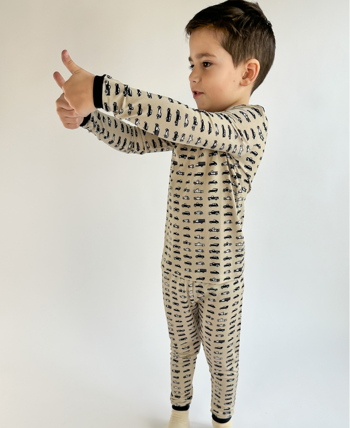 Tiny Knot Co. Baby Boys And Girls 2-piece Long Sleeve Pajama Set In Car Show