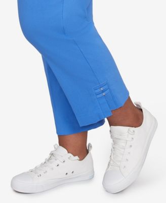 Plus Size It Had To Be Blue Solid Tech Stretch Pull On Capri Pants