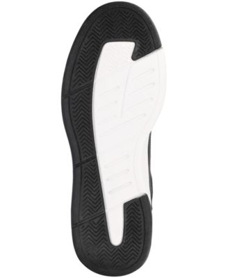 Men's Swift Comfort Perforated Low Top Flexible Sneaker