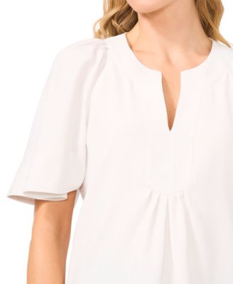 (取寄) シーシー レディース V-ネック シャード ネック フラッター スリーブ ブラウザ CeCe women V-neck Shirred Neck Flutter Sleeve Blouse Fiery Red Women's CeCe V-Neck Shirred Flutter Sleeve Blouse | Zappos.com