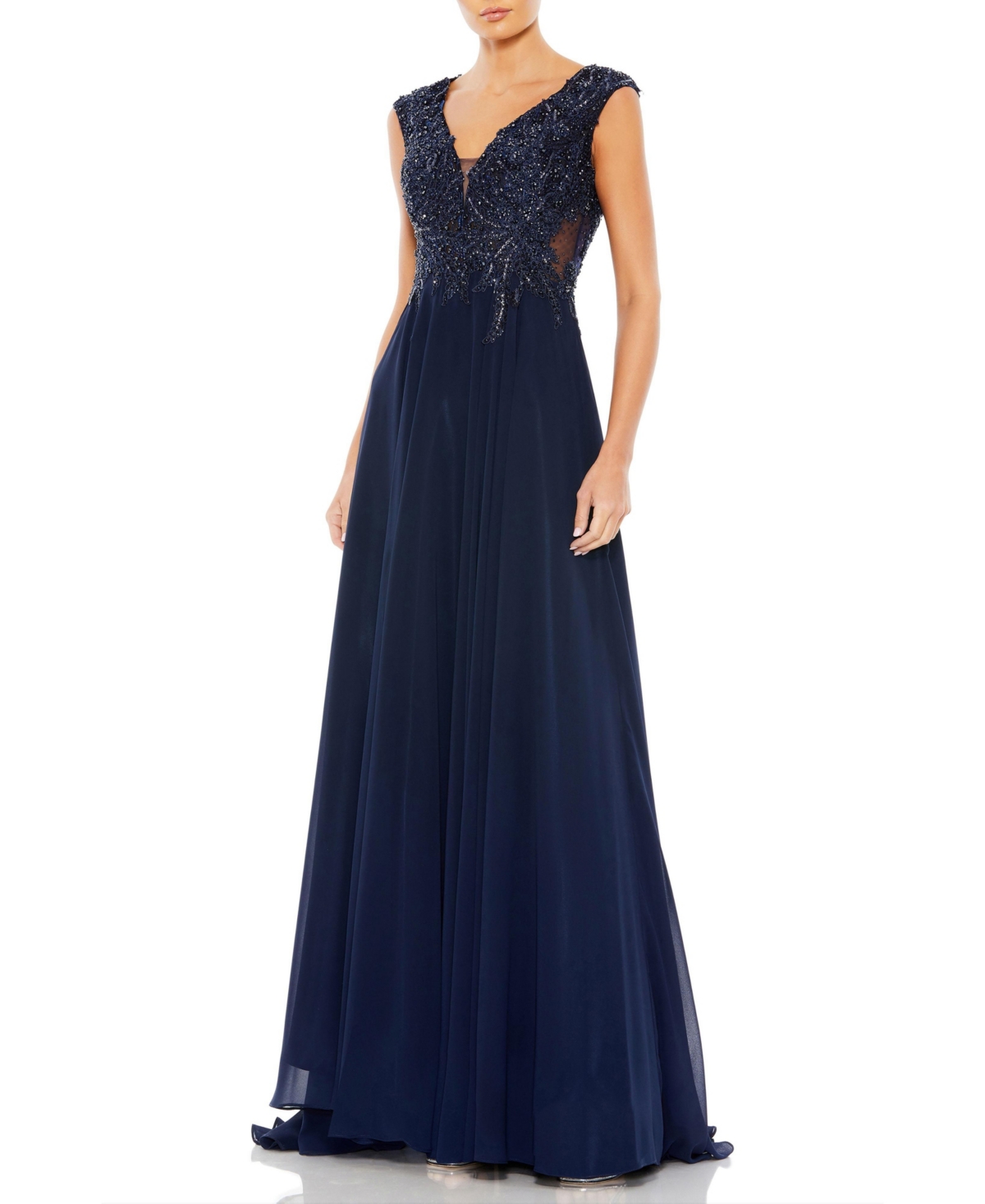 Mac Duggal Women's Appliqued Cap Sleeve Bodice Flowy Gown