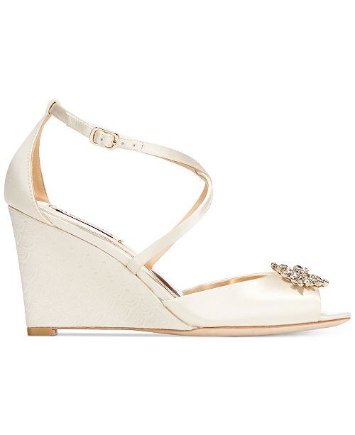 badgley mischka abigail wedge