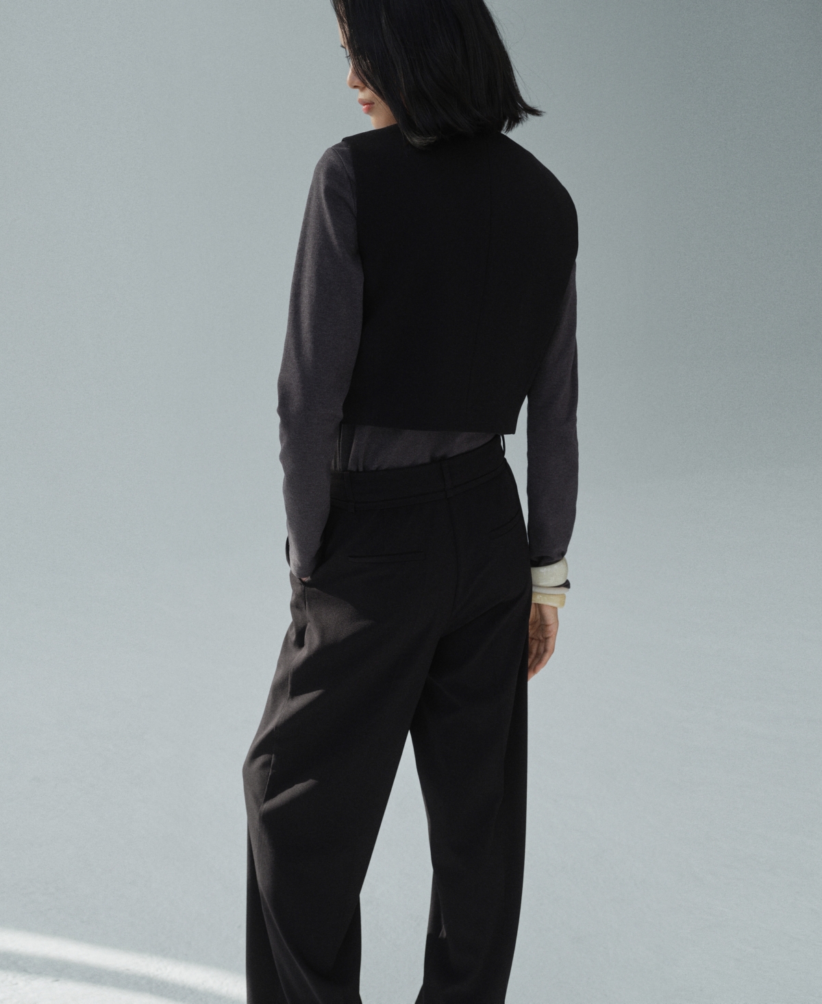 Mango Women's Buttoned Crop Waistcoat In Black