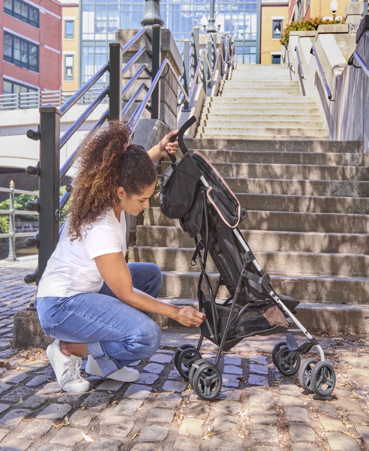 Ingenuity Baby 3d Mini Convenience Stroller In Pink