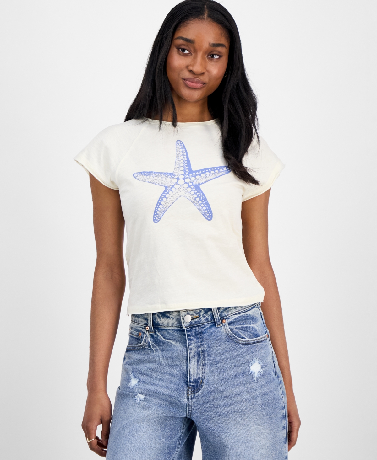 Juniors' Starfish Graphic T-Shirt - Antique White