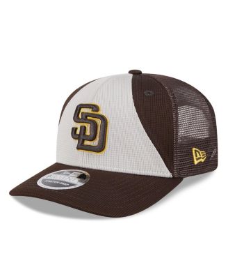 New Era - Men's Cream/Brown San Diego Padres 2025 Batting Practice 9SEVENTY Stretch-Snap Trucker Hat