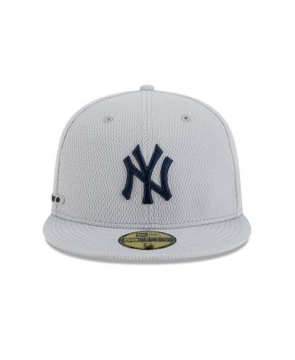 Men's Gray New York Yankees 2025 MLB Clubhouse 59FIFTY Fitted Hat