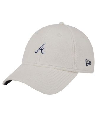 New Era - Women's White Atlanta Braves Chrome Cozy 9FORTY Adjustable Hat