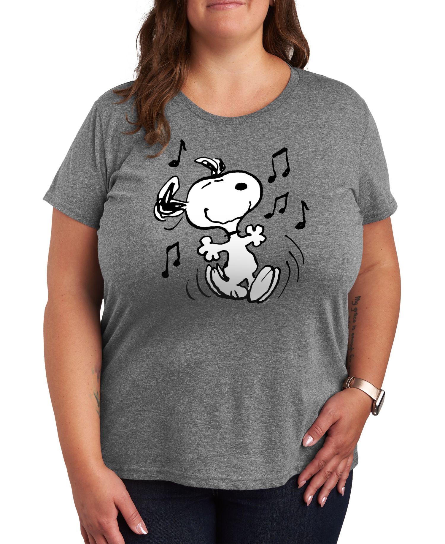 Trendy Plus Size Peanuts Snoopy Music Dance Graphic Crew Neck T-Shirt