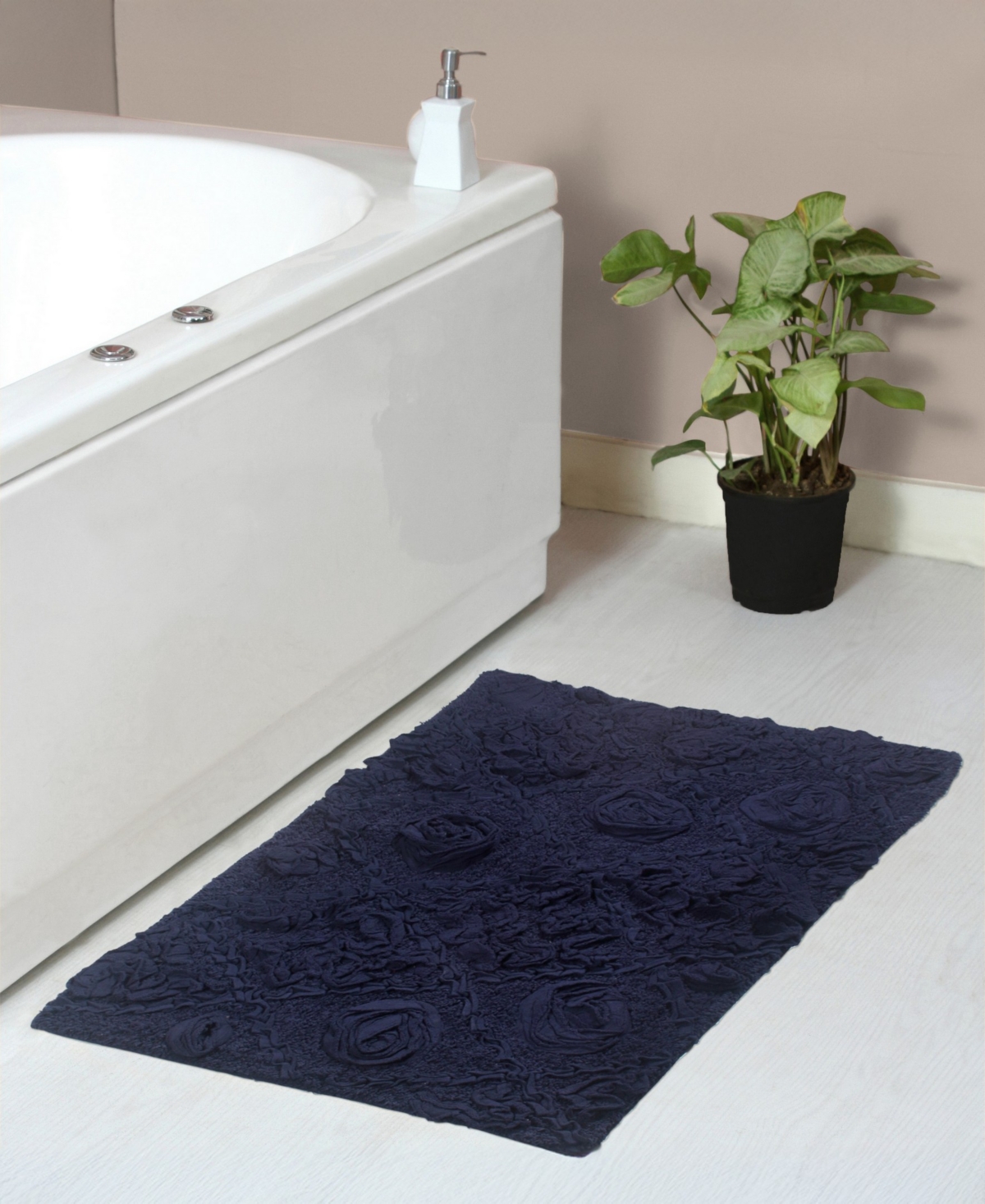 Home Weavers Modesto Bath Rug, 21" X 34" In Navy Blue
