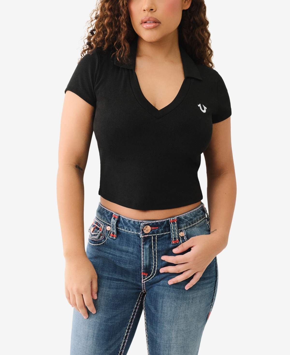 TRUE RELIGION WOMEN'S SS DEEP V-NECK RIB POLO TOP 