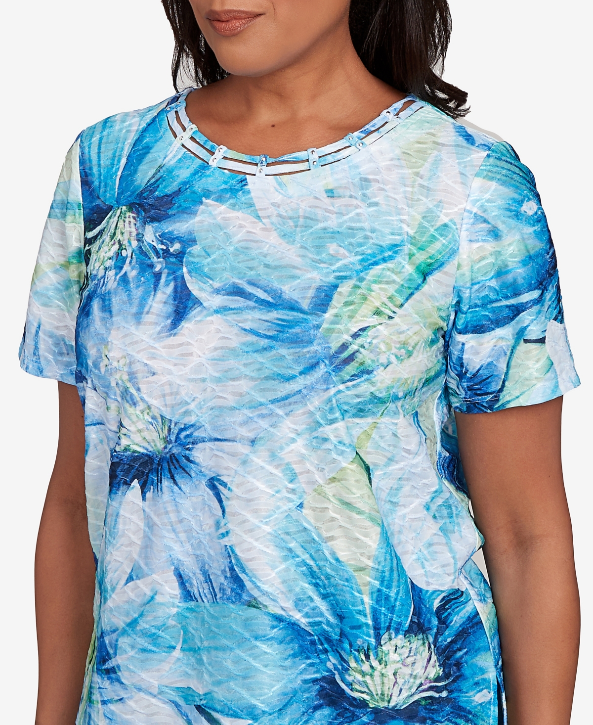 Alfred Dunner Petite Summer Breeze Floral Watercolor Top In Blue