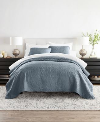 Floral Stitch 3-Pc. 3-Pc. Lightweight Quilt Set, King/California King