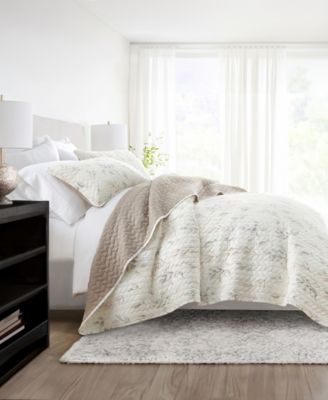 Watercolor Leaves and Stripe Reversible 3-Pc. Lightweight Quilt Set, Full/Queen