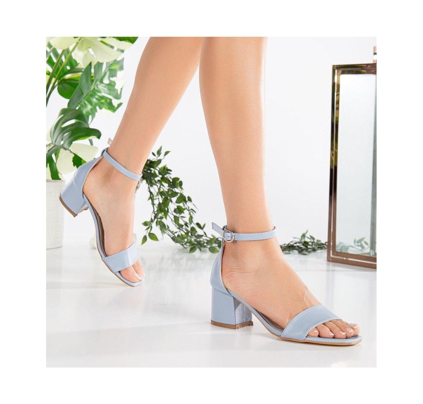 Женские сандалии Forever & Always Shoes Illy Low Block Heel Sandals with Pearls, цвет: Синий замшевая искусственная кожа — фото 2