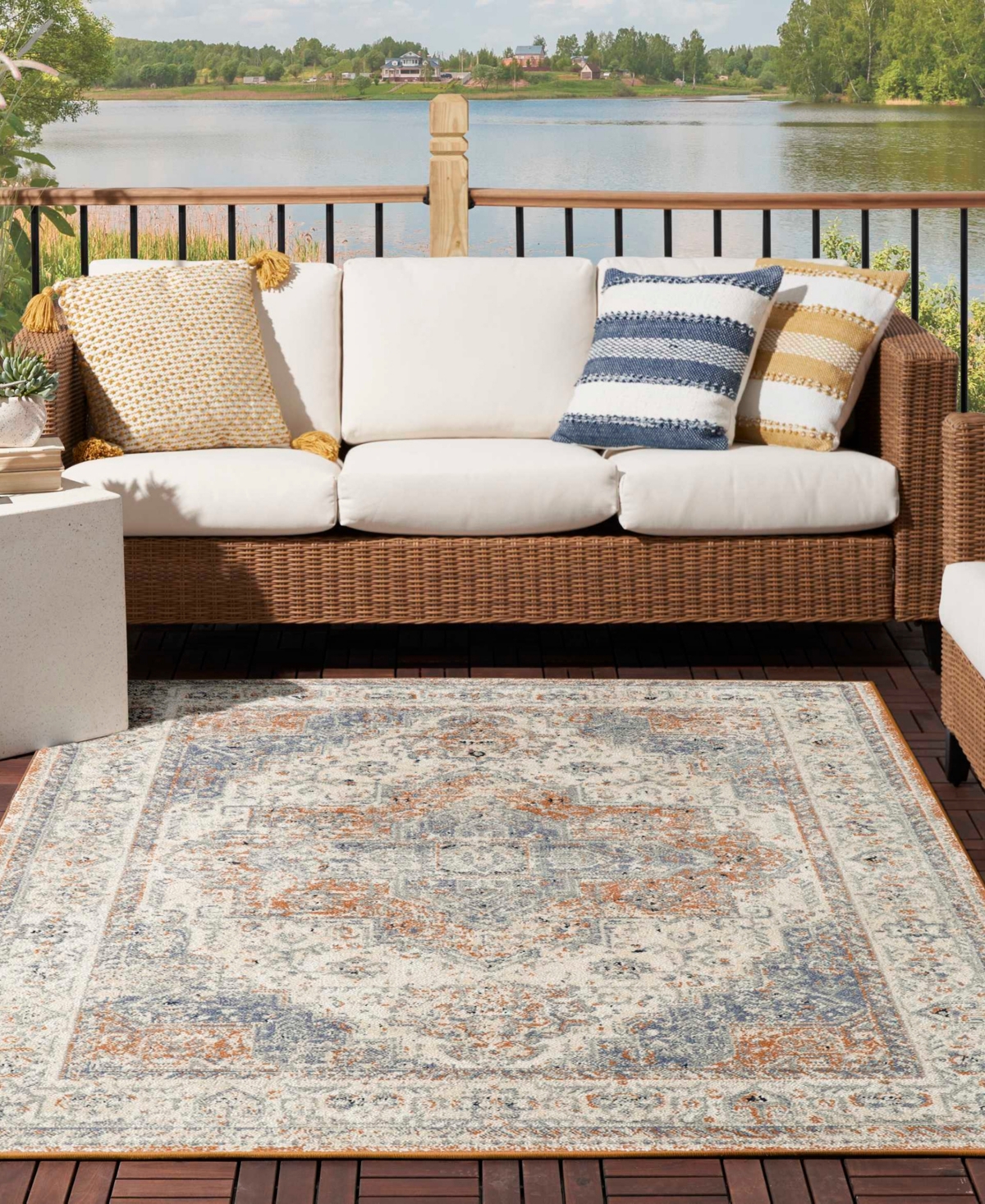 Nourison Home Nourison Essentials Persian NRE07 4'x6' Outdoor Area Rug