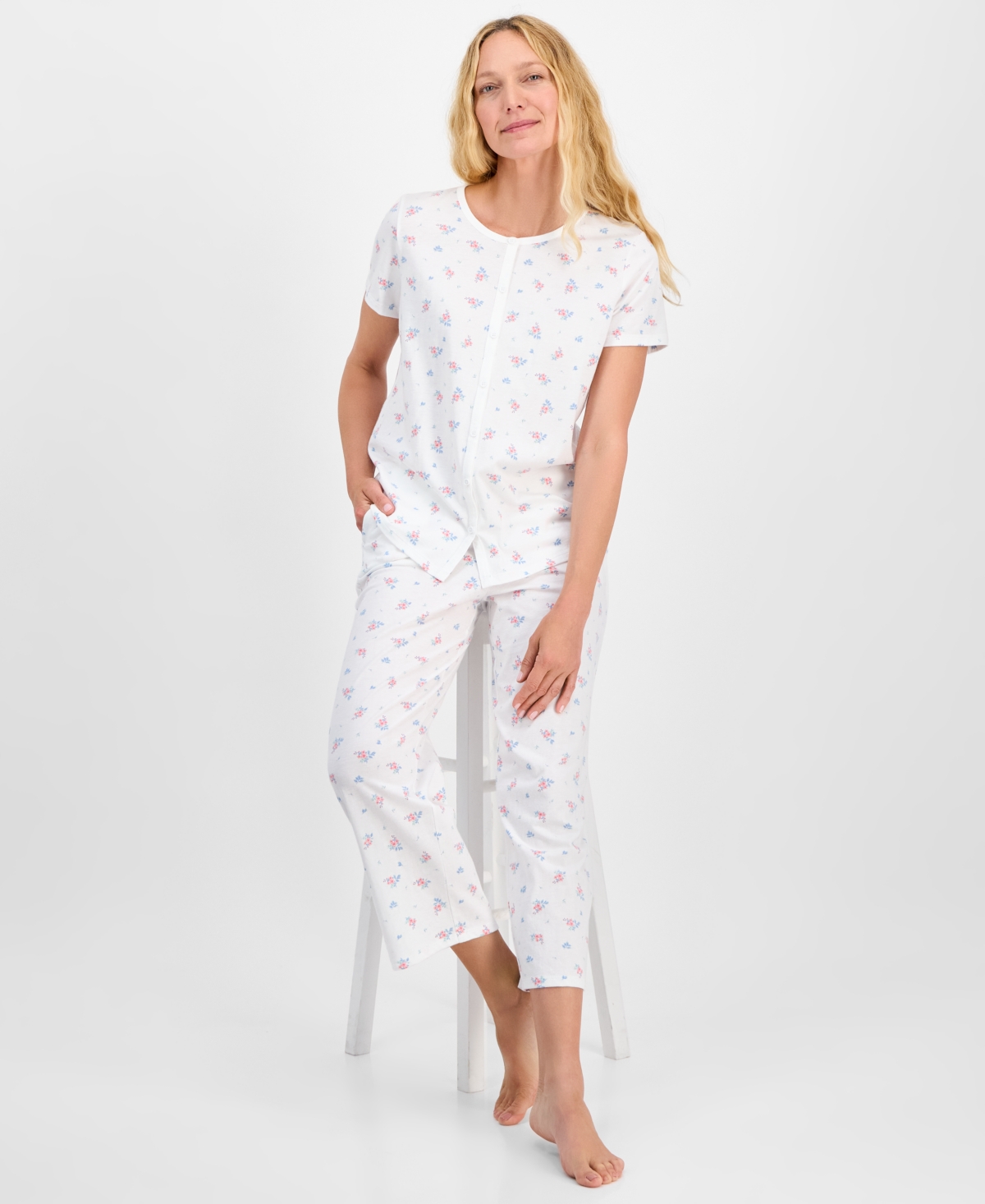 CHARTER CLUB WOMEN'S 2-PC. COTTON PRINTED CROPPED PAJAMAS SET, CREATED FOR MACY'S 