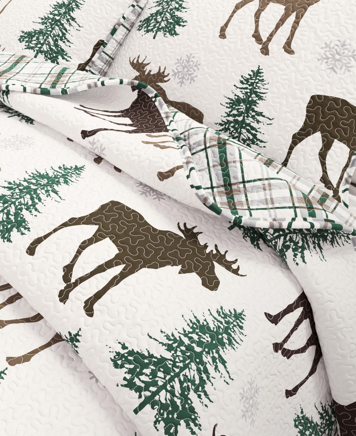 Linery & Co. Moose & Evergreens Microfiber Quilt Set With Shams - Moose