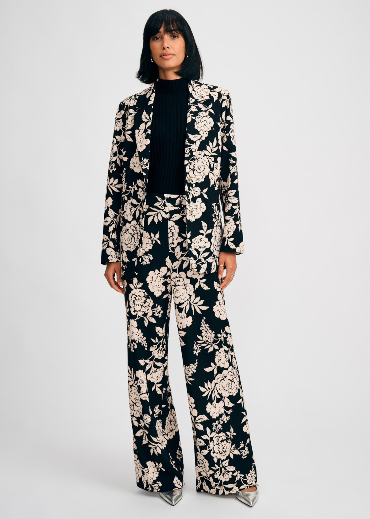 Women's Floral Single Breasted Blazer - Black floral