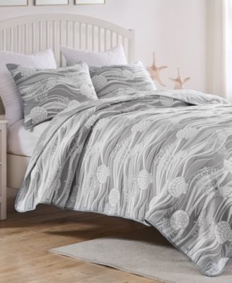 Greenland Home Fashions Dover Reversible Matelasse Coverlet Sets In Harbor Gray