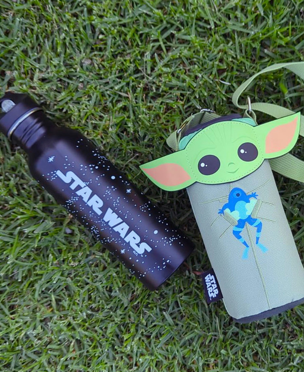 Oniva Star Wars Mandalorian Grogu Bottle Cooler Tote Set, 24 Oz. In Green