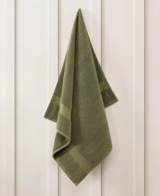 Modern American Solid Cotton Bath Towel, 30" x 54"