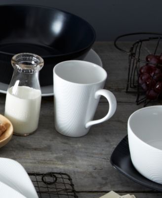 Colorscapes White-on-White Dune 4-Pc. Coupe Place Setting