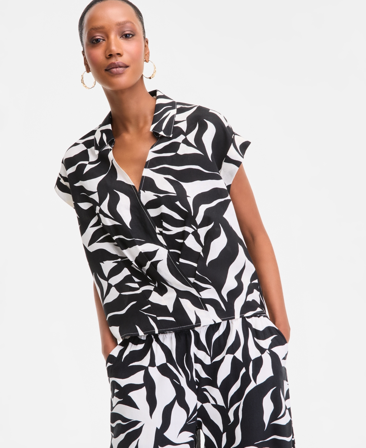Inc International Concepts Women's Printed Short-sleeve Surplice Blouse, Exclusively At Macy's In Black