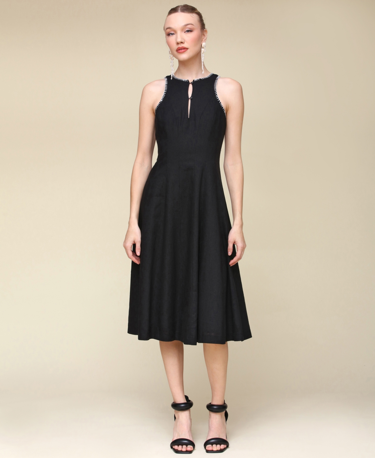 Avec Les Filles Halter Paneled Swing Dress In Black