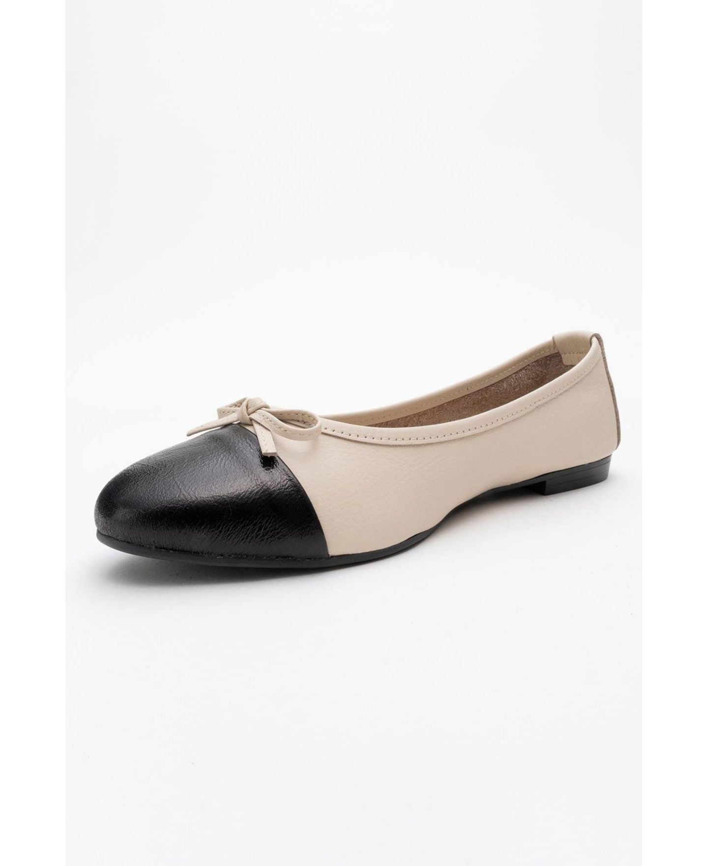 Женские кожаные балетки Forever & Always Shoes Rayne с мыском-тоткэп, цвет: Бежевый чёрный кожаный — фото 2