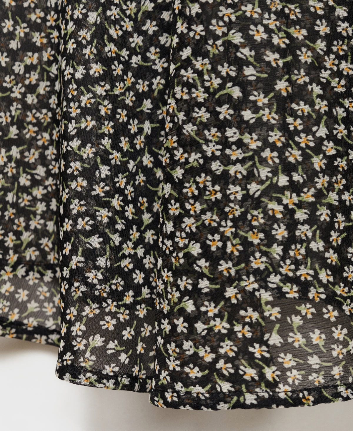 Shop Mango Women's Ruffled Floral-print Blouse In Black