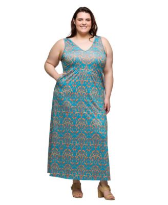 Plus Size Sleeveless V-Neck Maxi Dress with Pockets