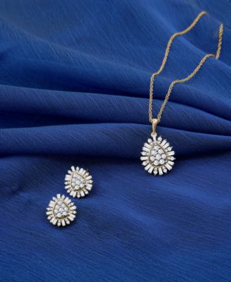 Diamond Round & Baguette Teardrop Cluster 18" Pendant Necklace (1/2 ct. t.w.) in 14k Gold, Exclusively at Macy's