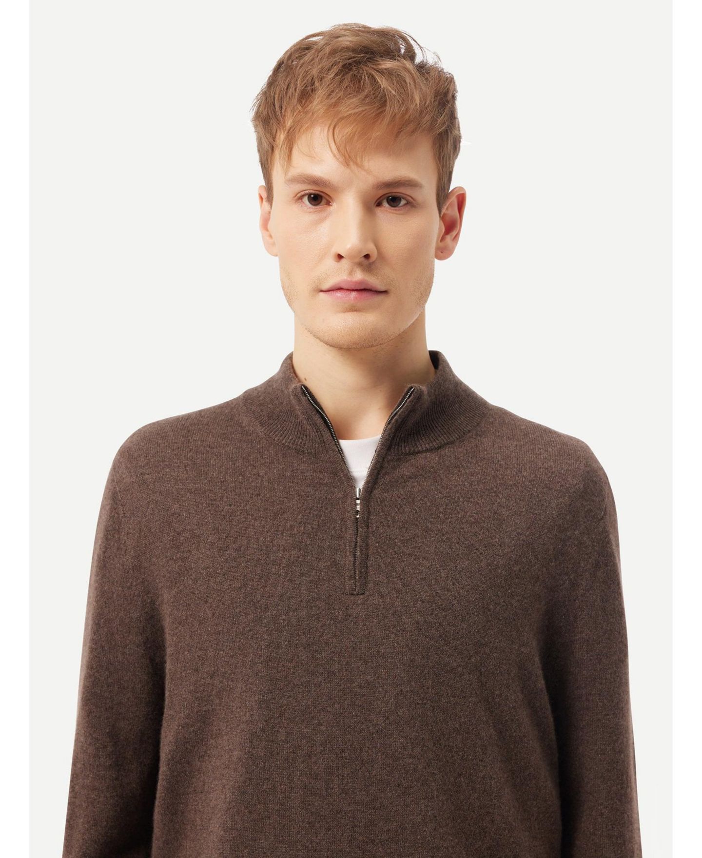 Мужской свитер Gobi Cashmere Cashmere Half-Zip, цвет: Коричневый сланцевый чёрный — фото 4