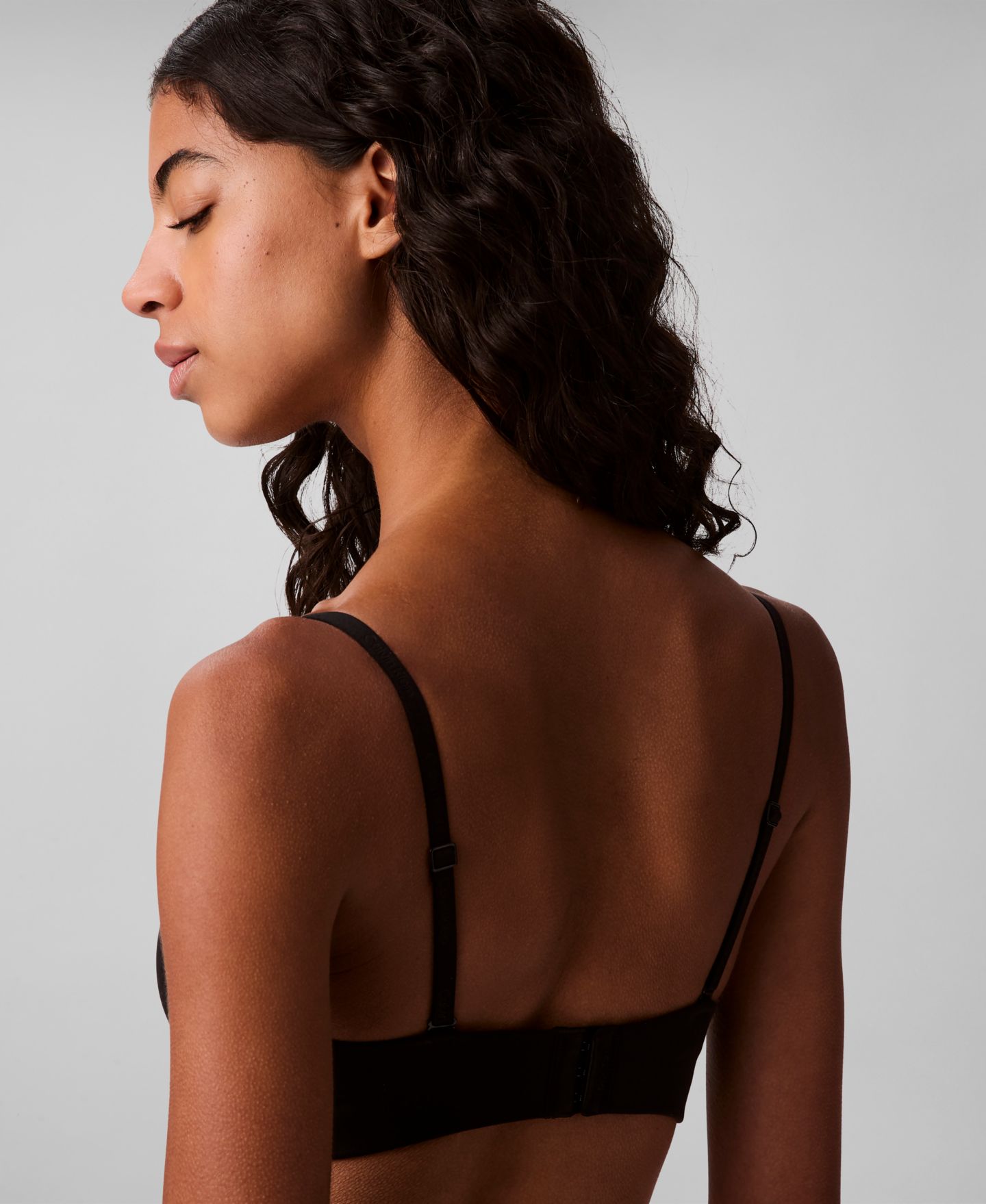 Бра Perfectly, лёгкая чашка, без бретелей — Calvin Klein, цвет: Чёрный — фото 5