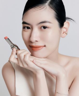 Perfecting Lip Color