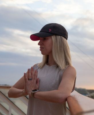 Women's Adjustable Performance Hat