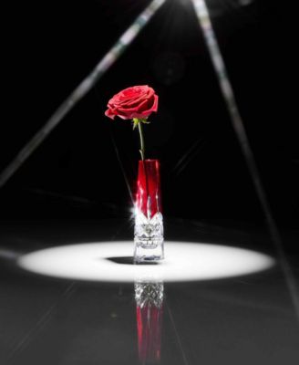 Lismore Red 7" Bud Vase